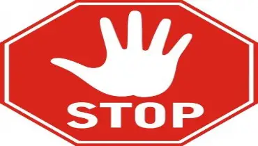 A picture of a stop sign.